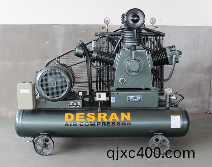 W-1/40 PET中(zhong)壓活(huo)塞(sai)機(ji)